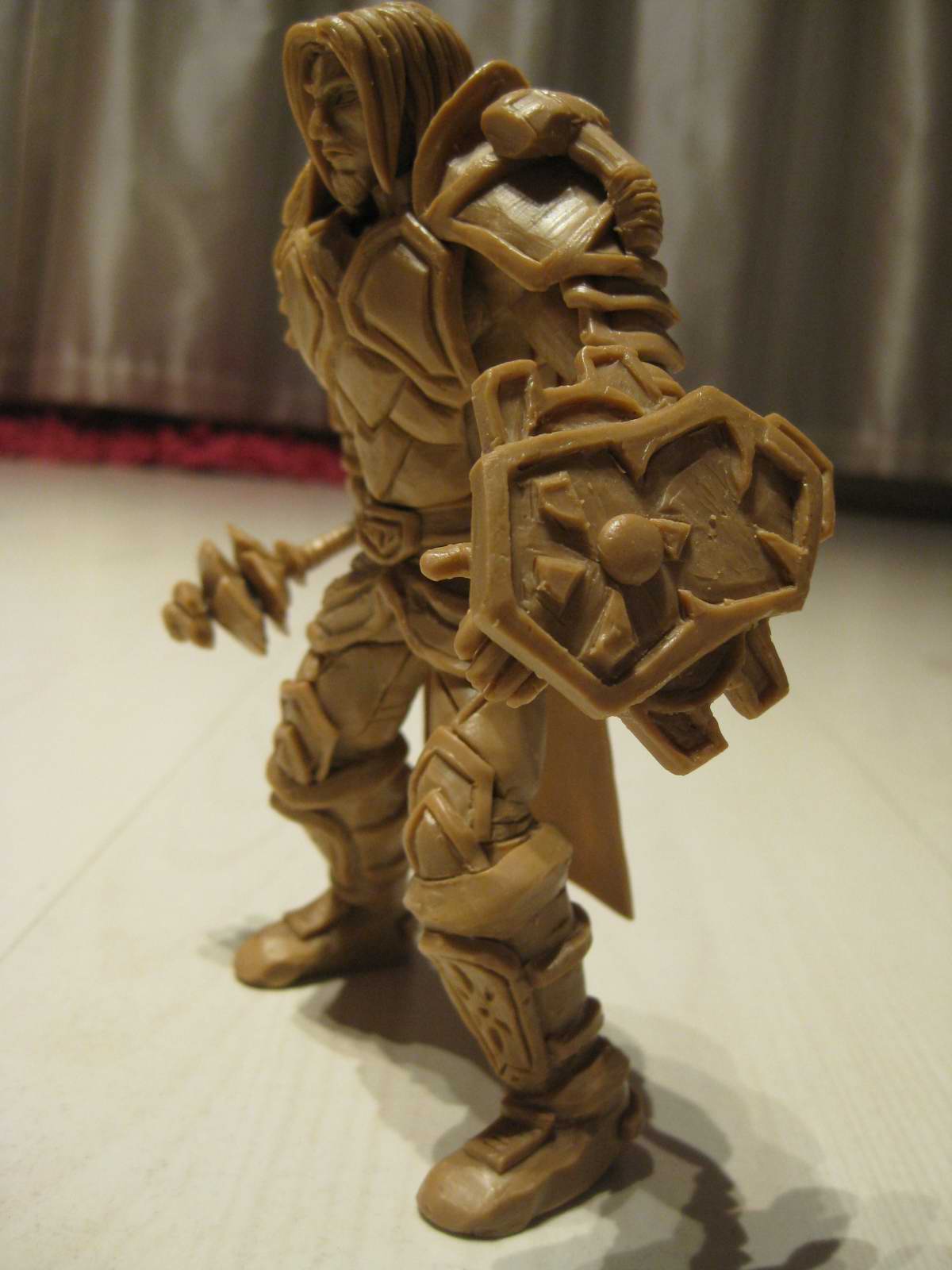 原创神圣骑士精雕油泥作品