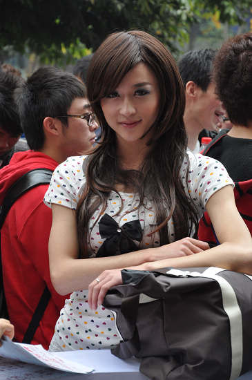 人杰地灵的成都看过了著姐你知道成都唱区还有一位选手童童吗来看看这