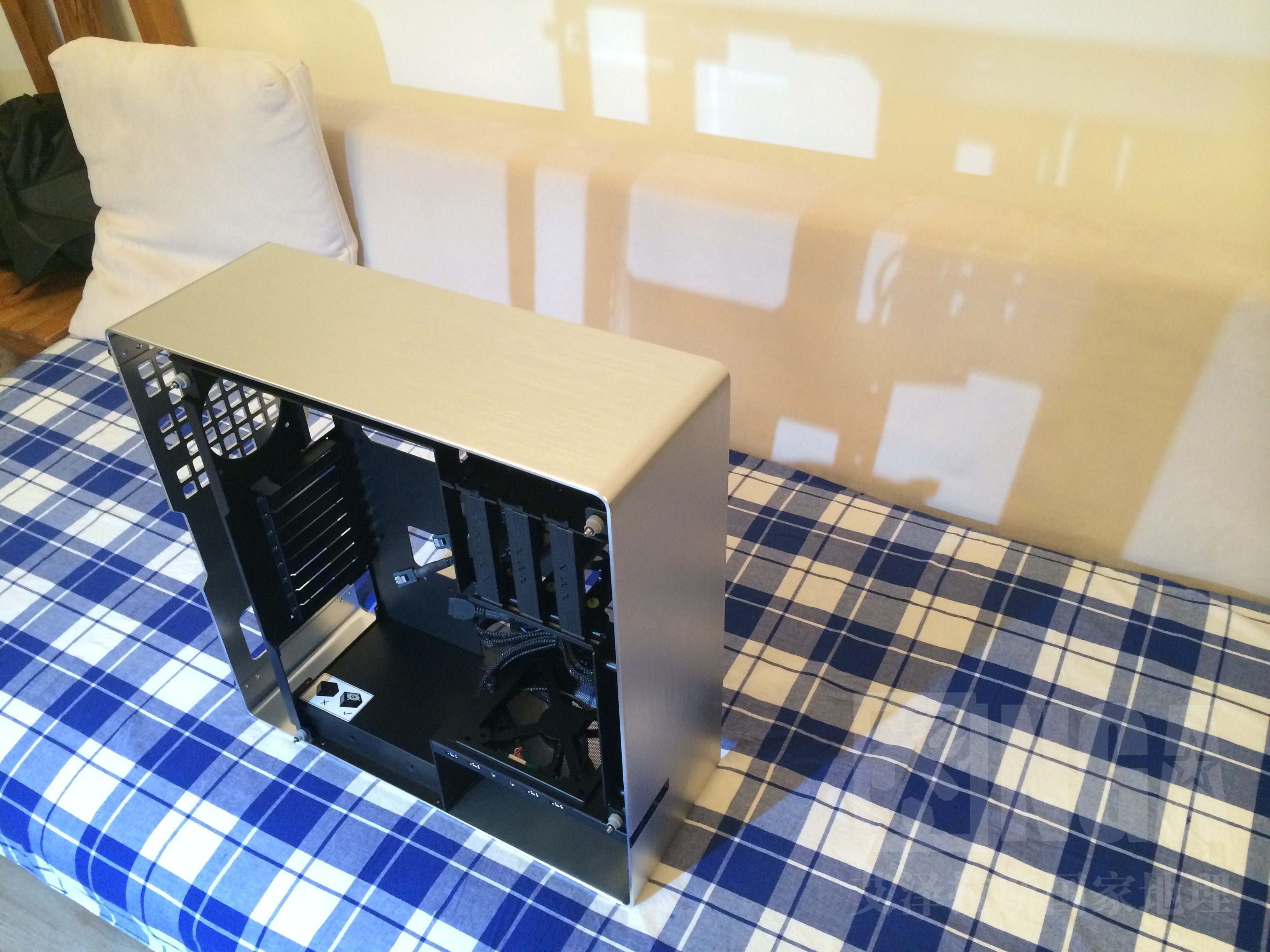 说好的开箱帖,迎广 inwin 904机箱