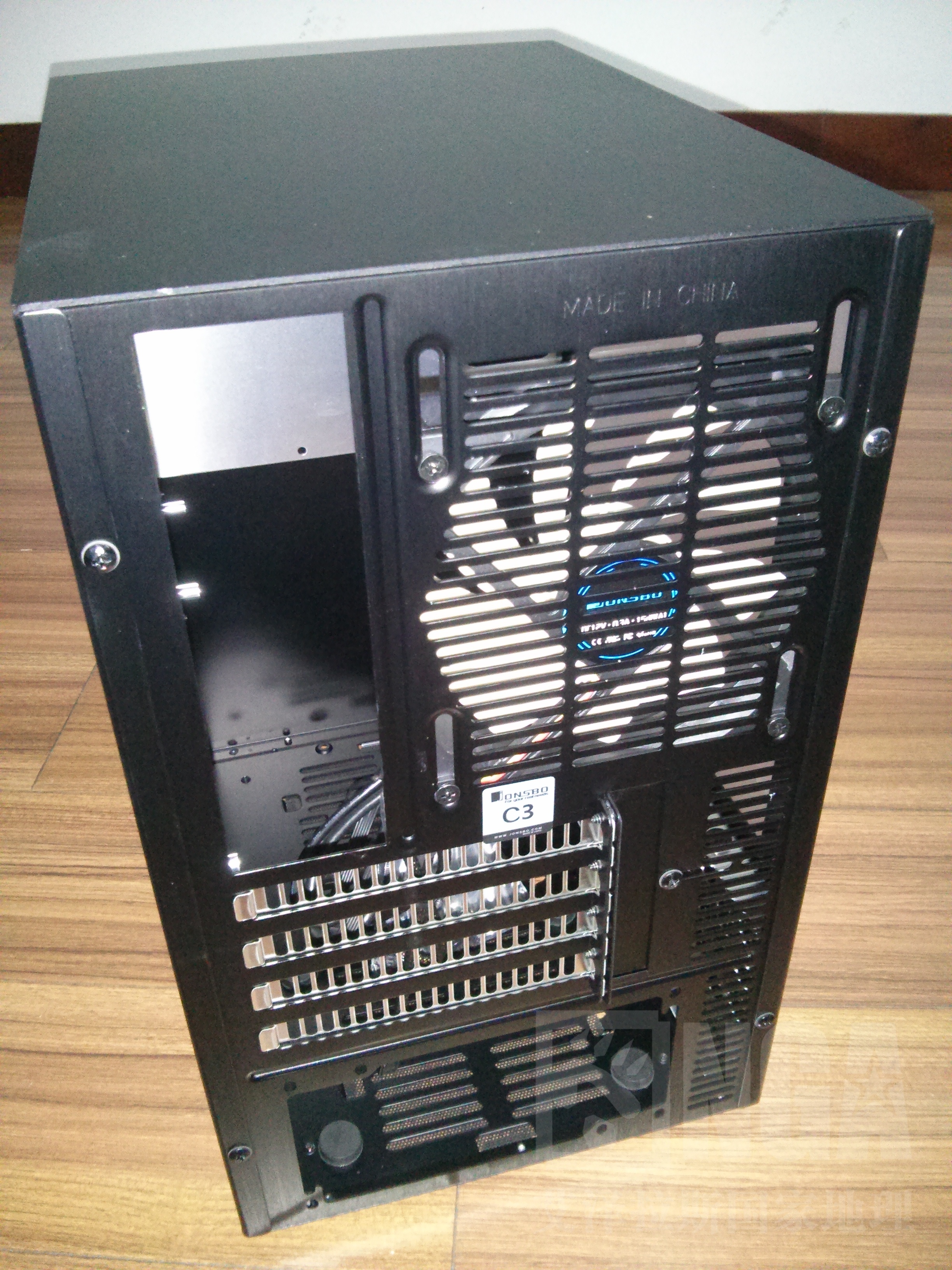 硬件产品讨论乔思伯c3侧透版matx机箱简易开箱