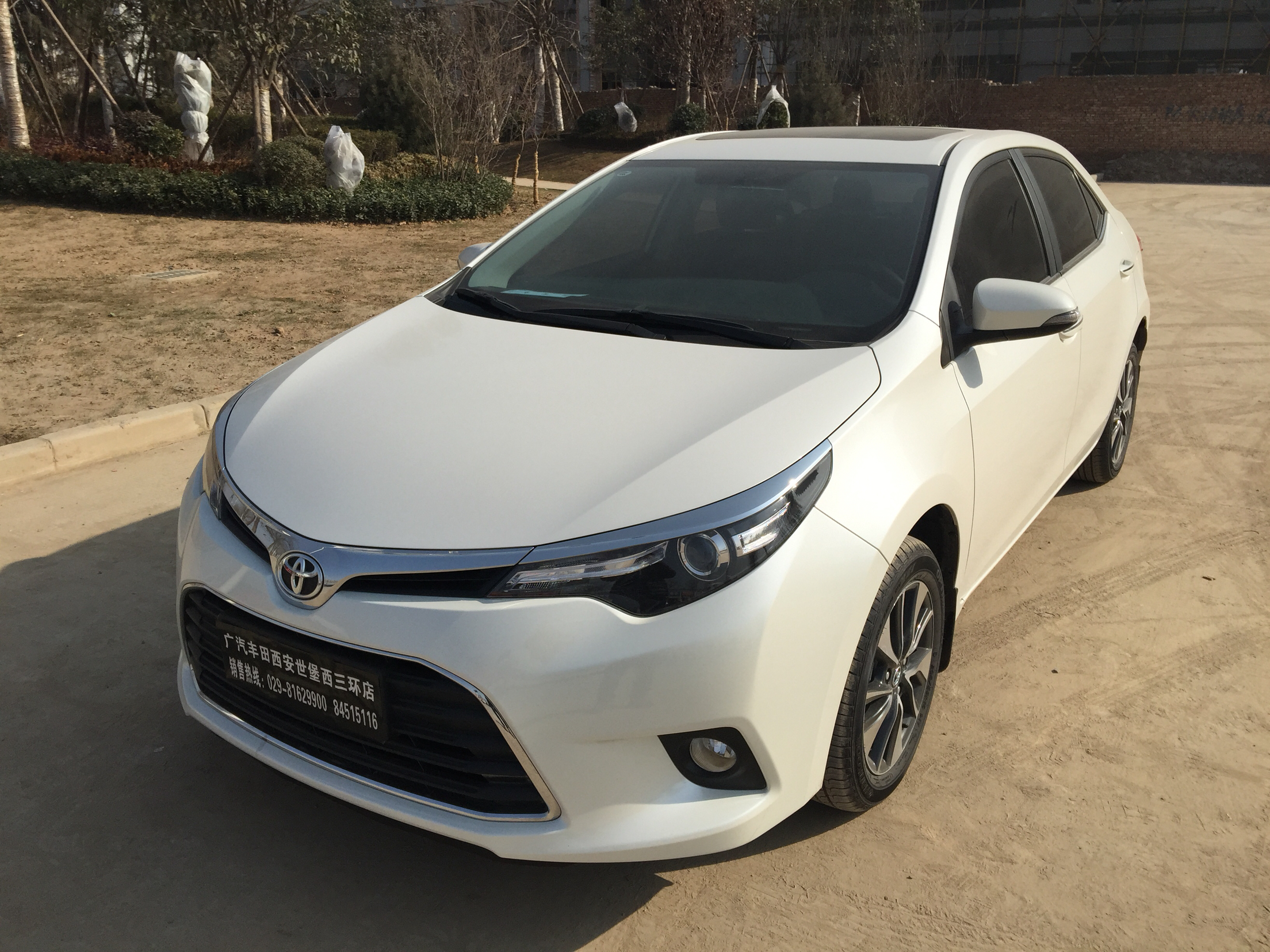 一血作业丰田太君白色雷凌雷凌让车版买完了