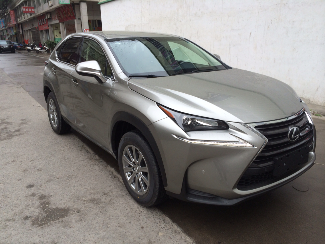 (补认证)雷克萨斯nx200乞丐版 超音速钛银 提车作业 防一血!