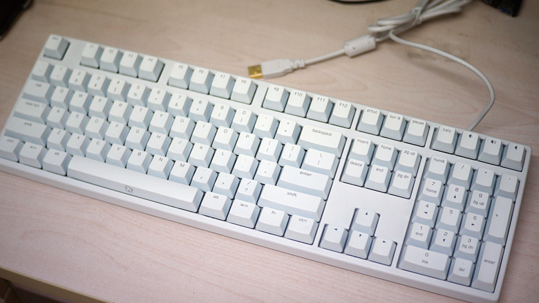 作业贴牛奶般体验键谈坊kbtalkingone108橙光奶轴机械键盘开箱高清50p