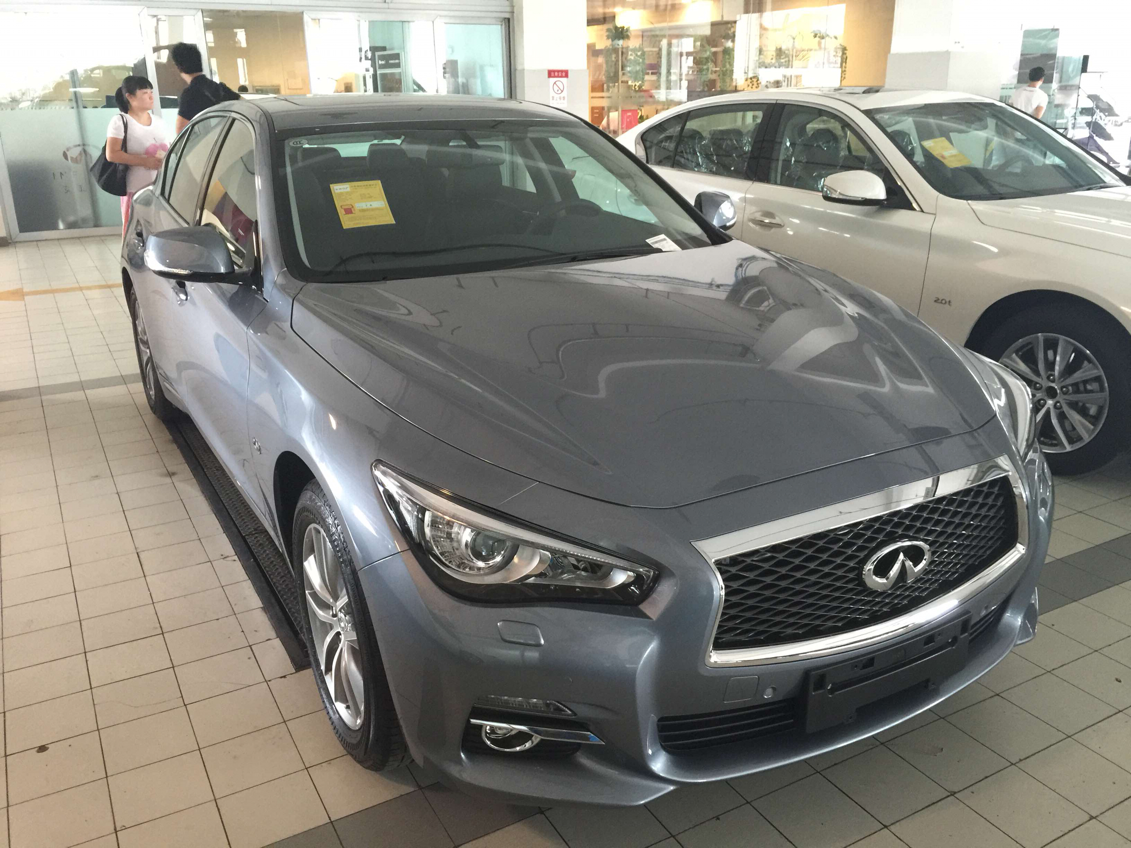 提车作业这就是命防一血大奇瑞q50l简单作业