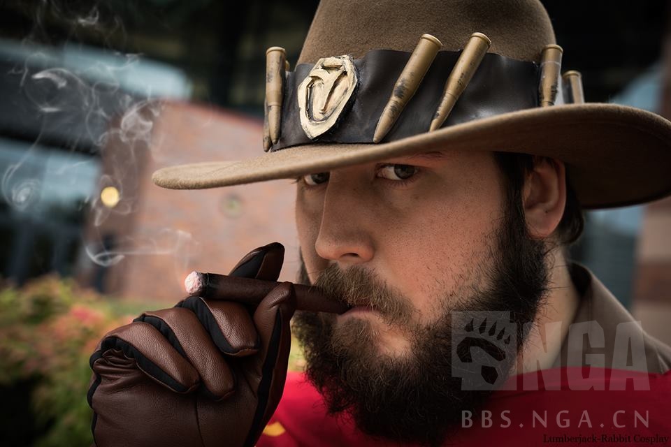 周边国外大叔cosplay麦克雷