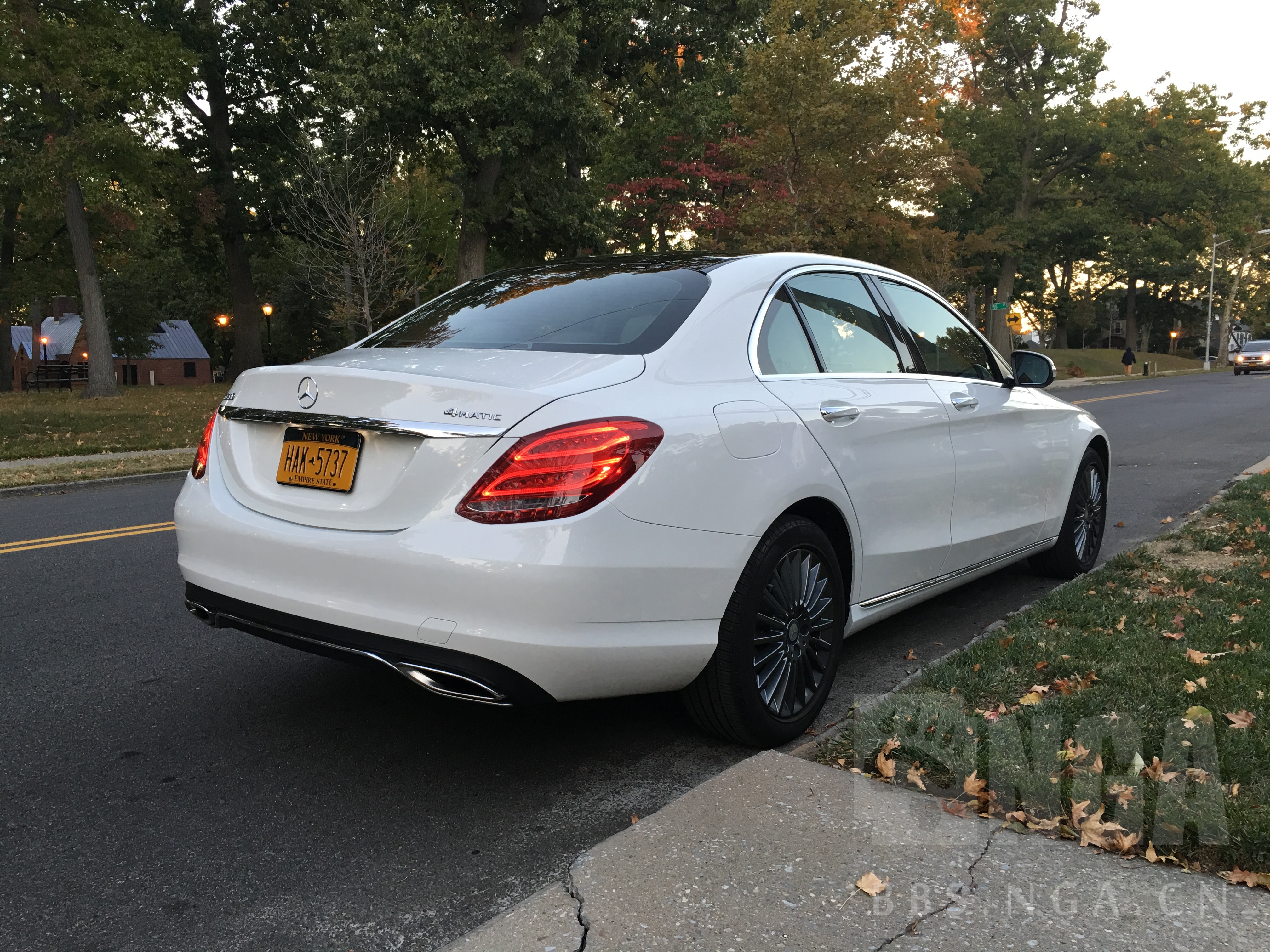 [车版专栏-提车作业] 人生第一辆车,奔驰c300提车作业