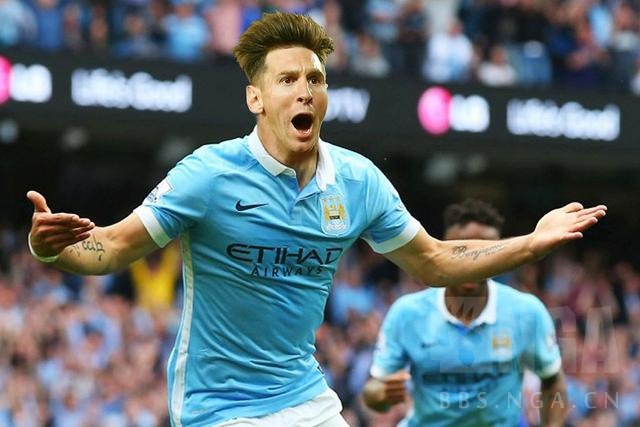 s4赛季|征服！哈兰德首个赛季就拿到了英超冠军，拿到了金靴奖。 金球奖是最爱