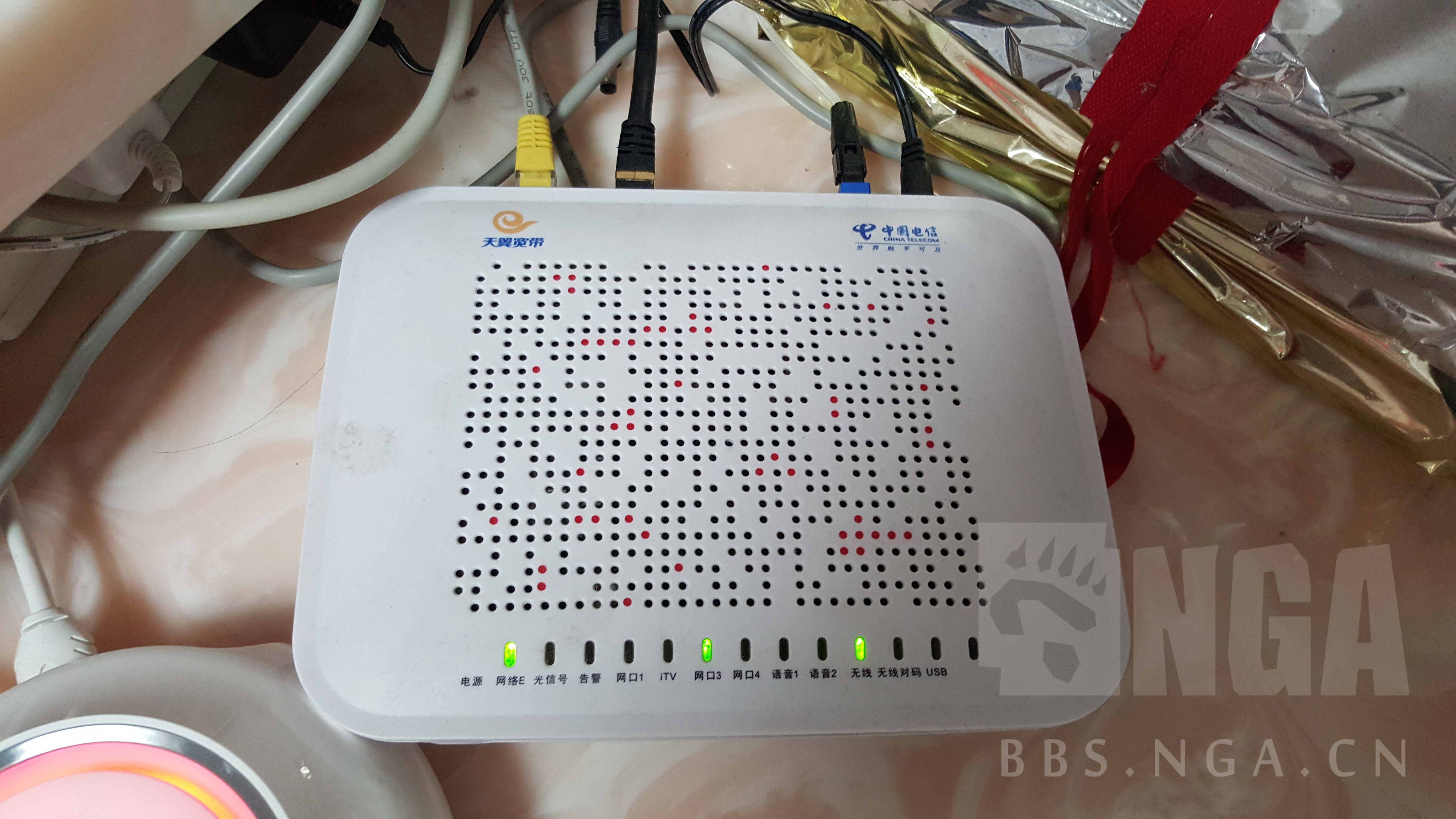 [求老司机发车]家里是电信光纤宽带,送了一个光纤猫,我能买个路由器