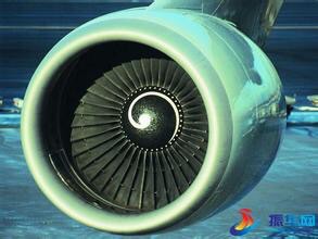 jpg"> 这是涡扇,内外函道,所以很胖