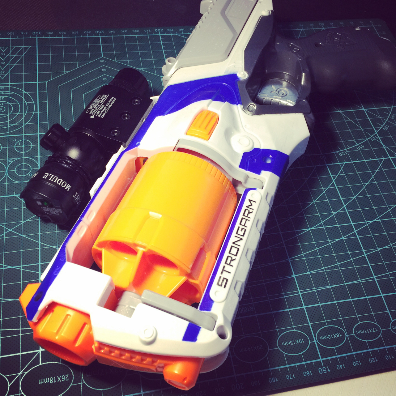 [杂谈]午时已到,我病的不轻,整了一个nerf软弹左轮手枪