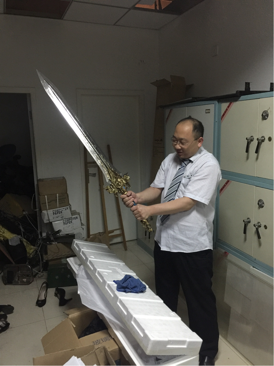 朋友的国王剑28到了帅爆