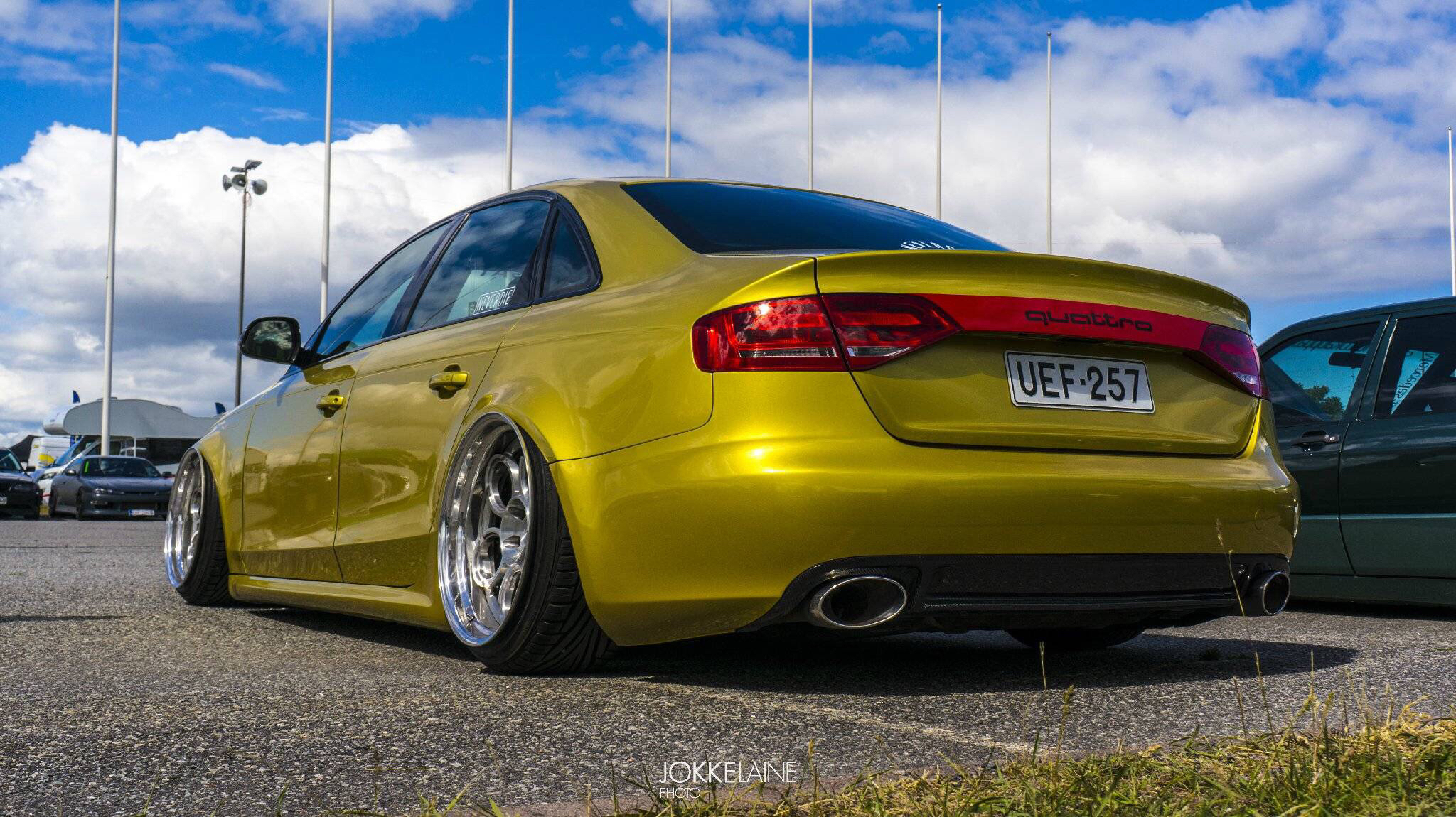 这款a4的车尾拉花请问谁知道哪里能买到