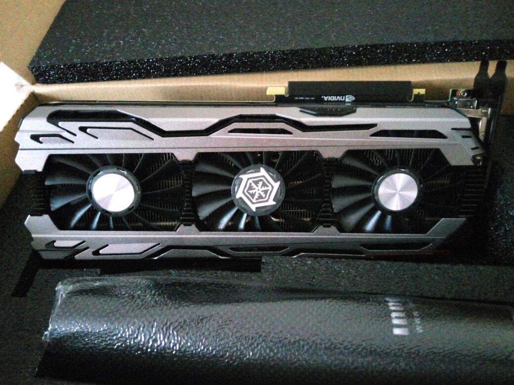 超级弯弯龙到了可是没有静电袋装着正常吗