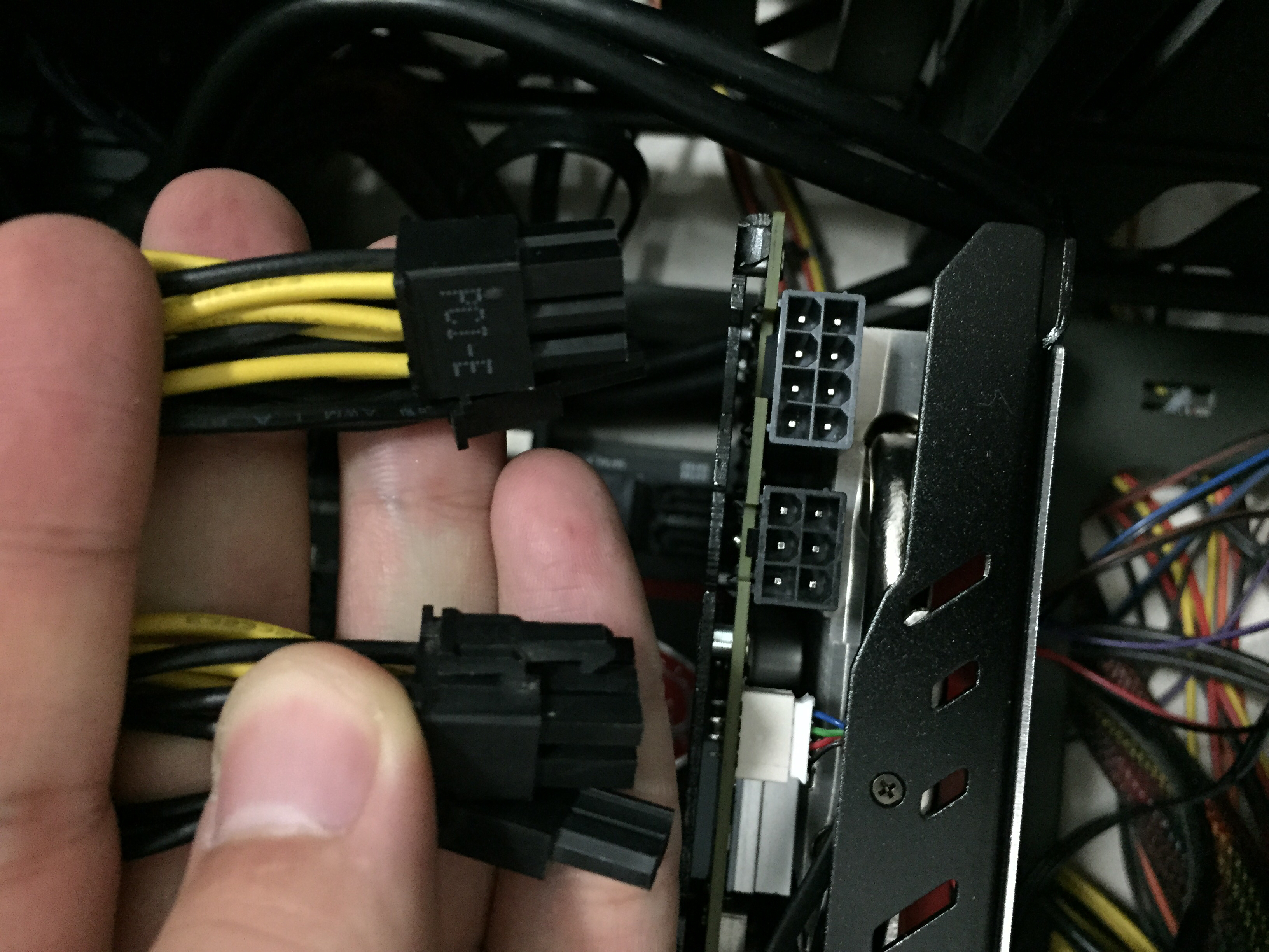 显卡达人们来帮我看看我的1070电源接线是不是有问题 nga玩家社区