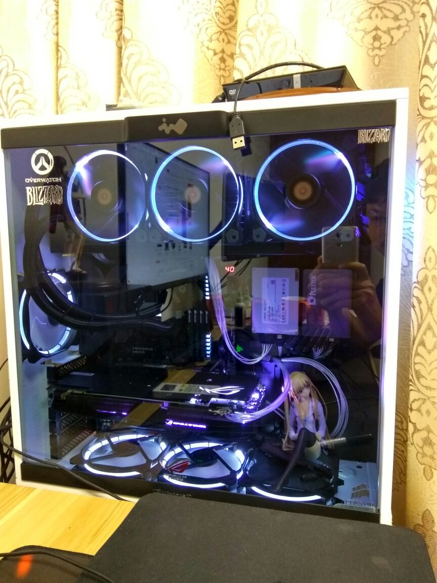 买了迎广303又买了海盗船110i v2