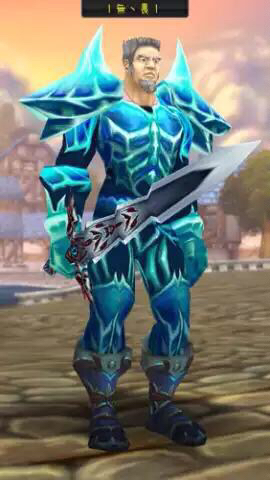 图片里破冰套里的鞋子是哪个