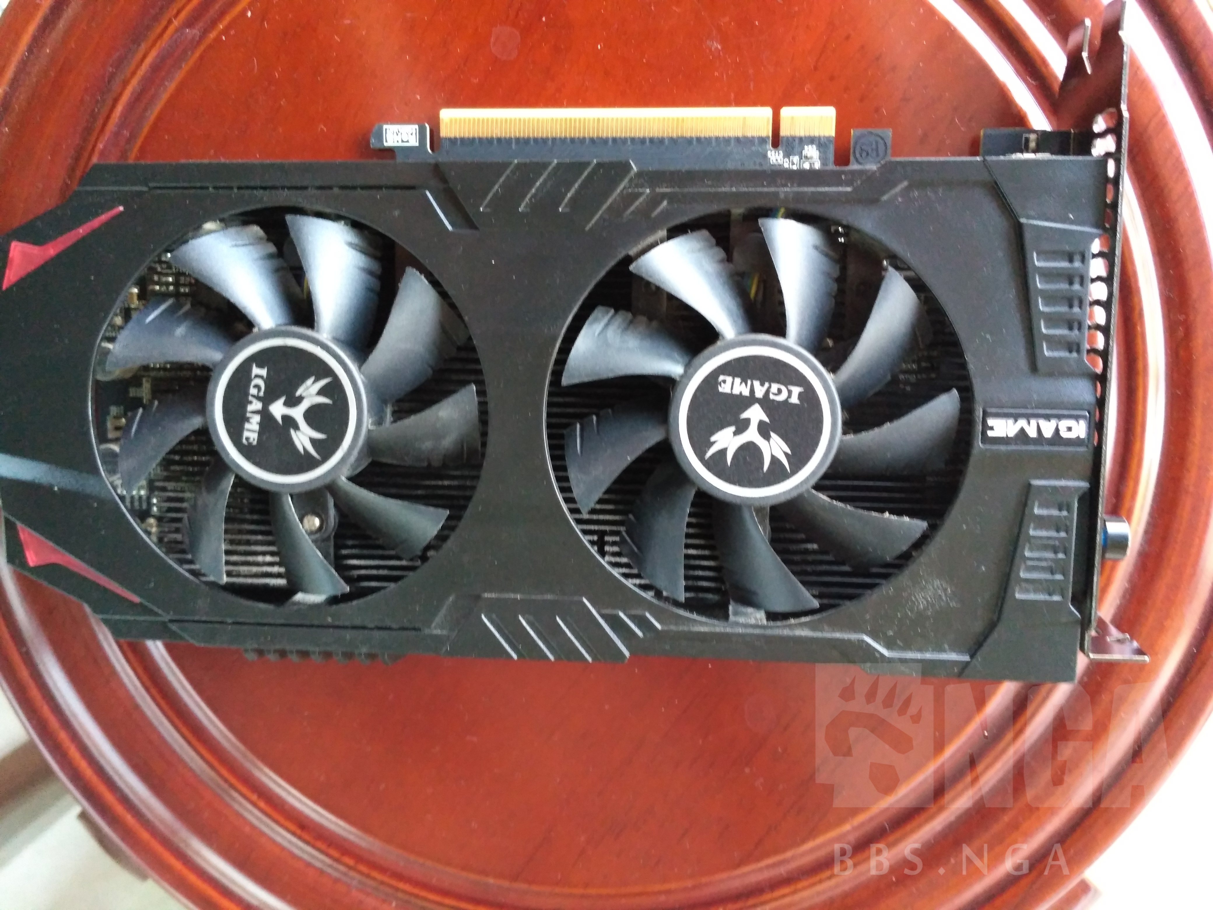 电脑硬件出个七彩虹igamegtx750