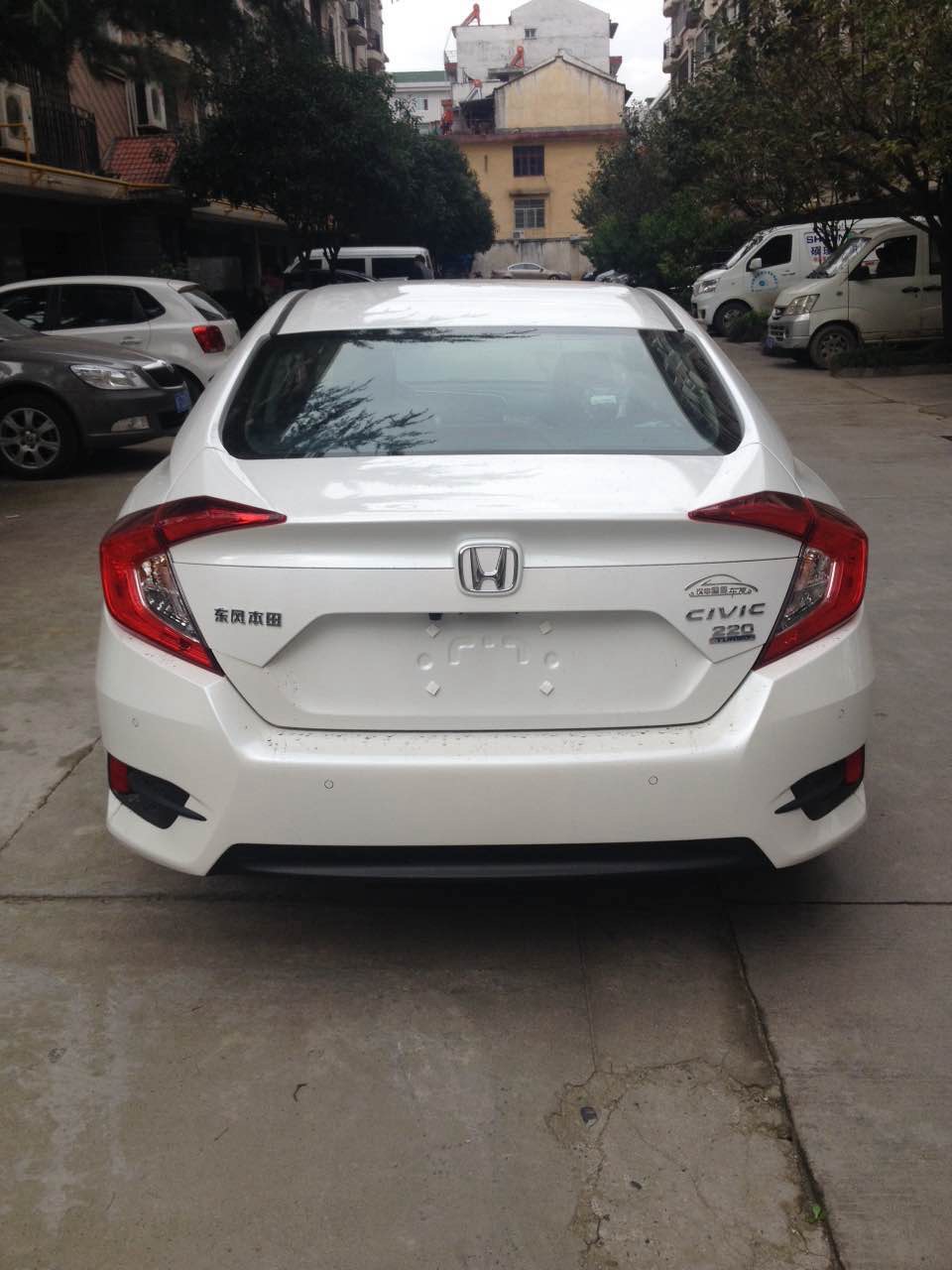 思域暴兵自豪珍珠白提车作业