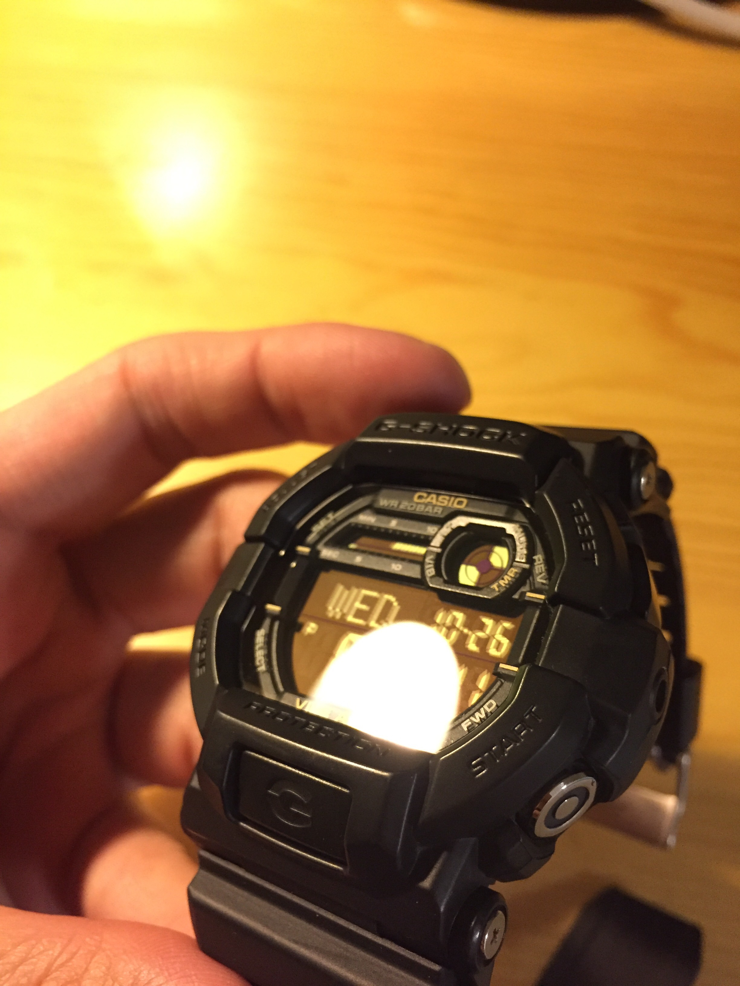 出一个卡西欧gshockgd350反显振动电子表