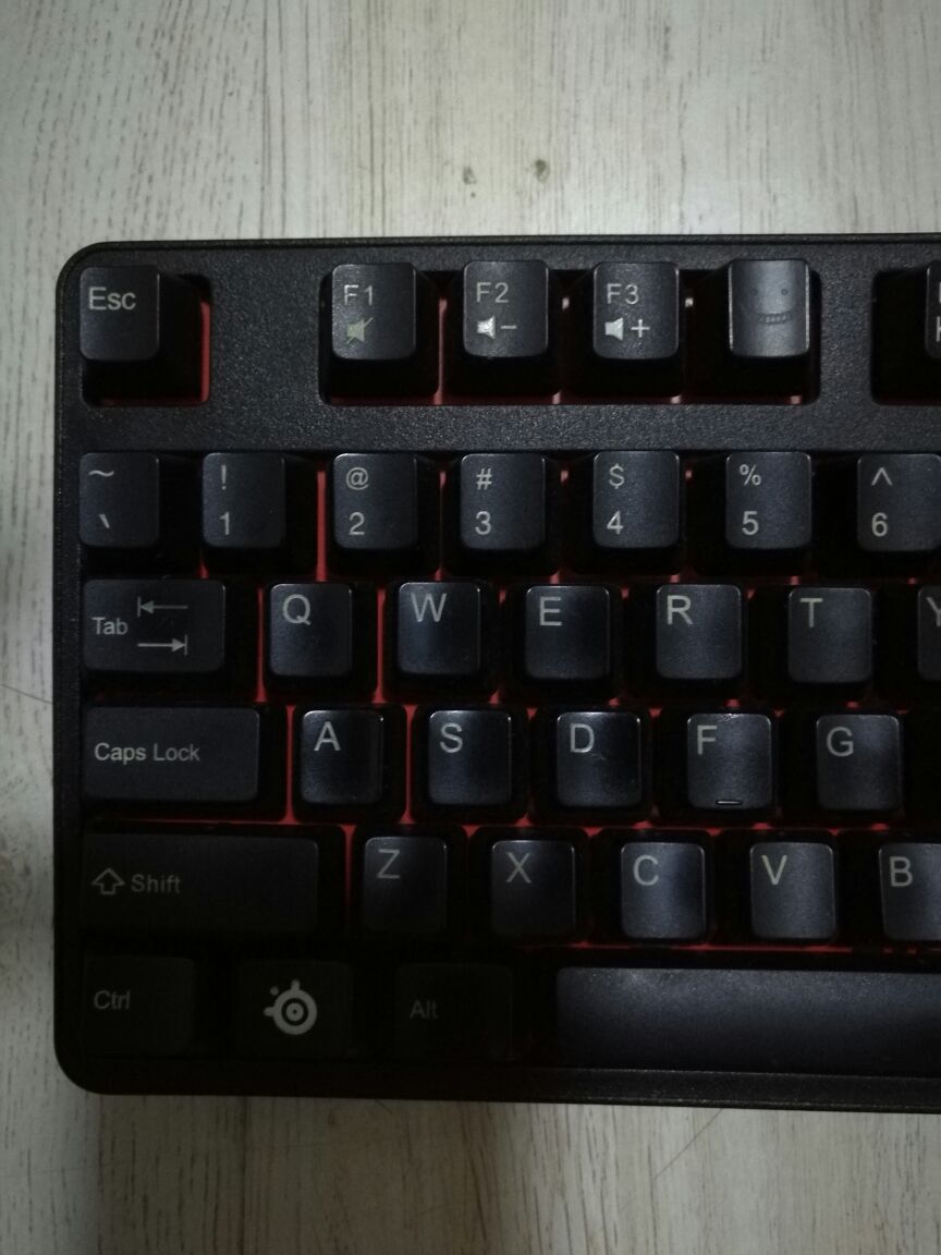 电脑外设赛睿6gv2红轴