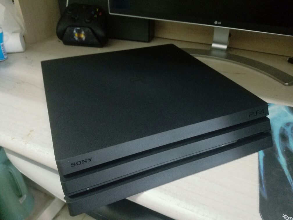 ps4pro的噪音简直了跟老版ps4几乎一样