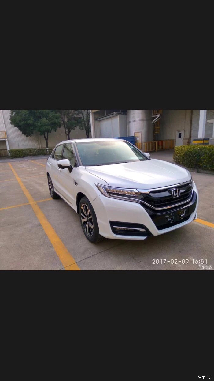 本田urv谍照冠道亲兄弟