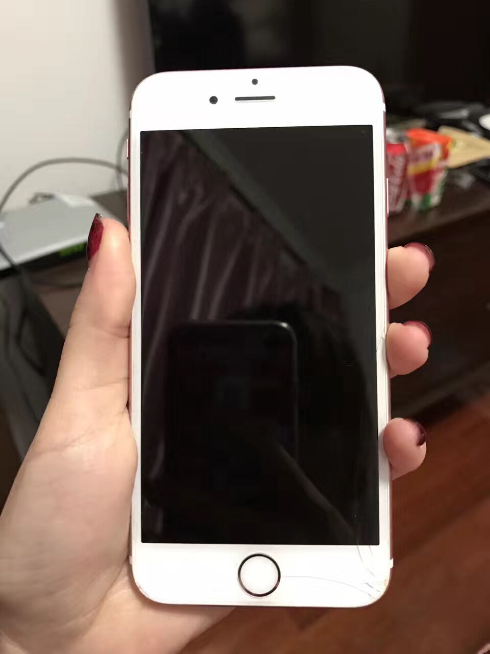 二手手机破旧苹果6s64g玫瑰金女生用