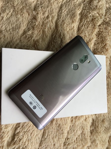 手机平板已出帮朋友发帖出个小米5splus464灰色