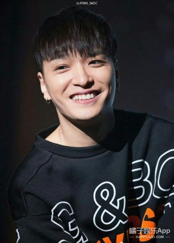 2017-05-07 18:22 ★         感觉像simon d 韩国歌手  img src="