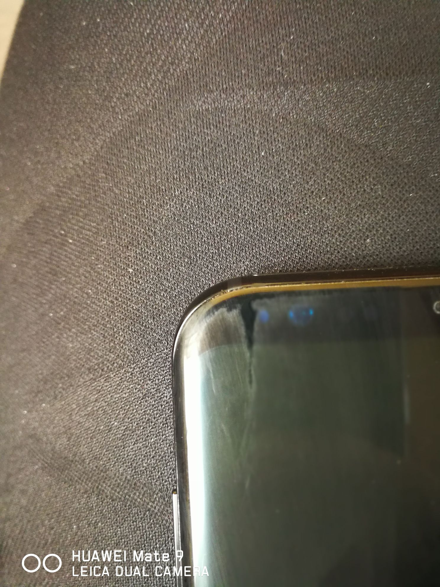 s8+不贴膜屏幕4个角不同程度磨损? NGA玩家