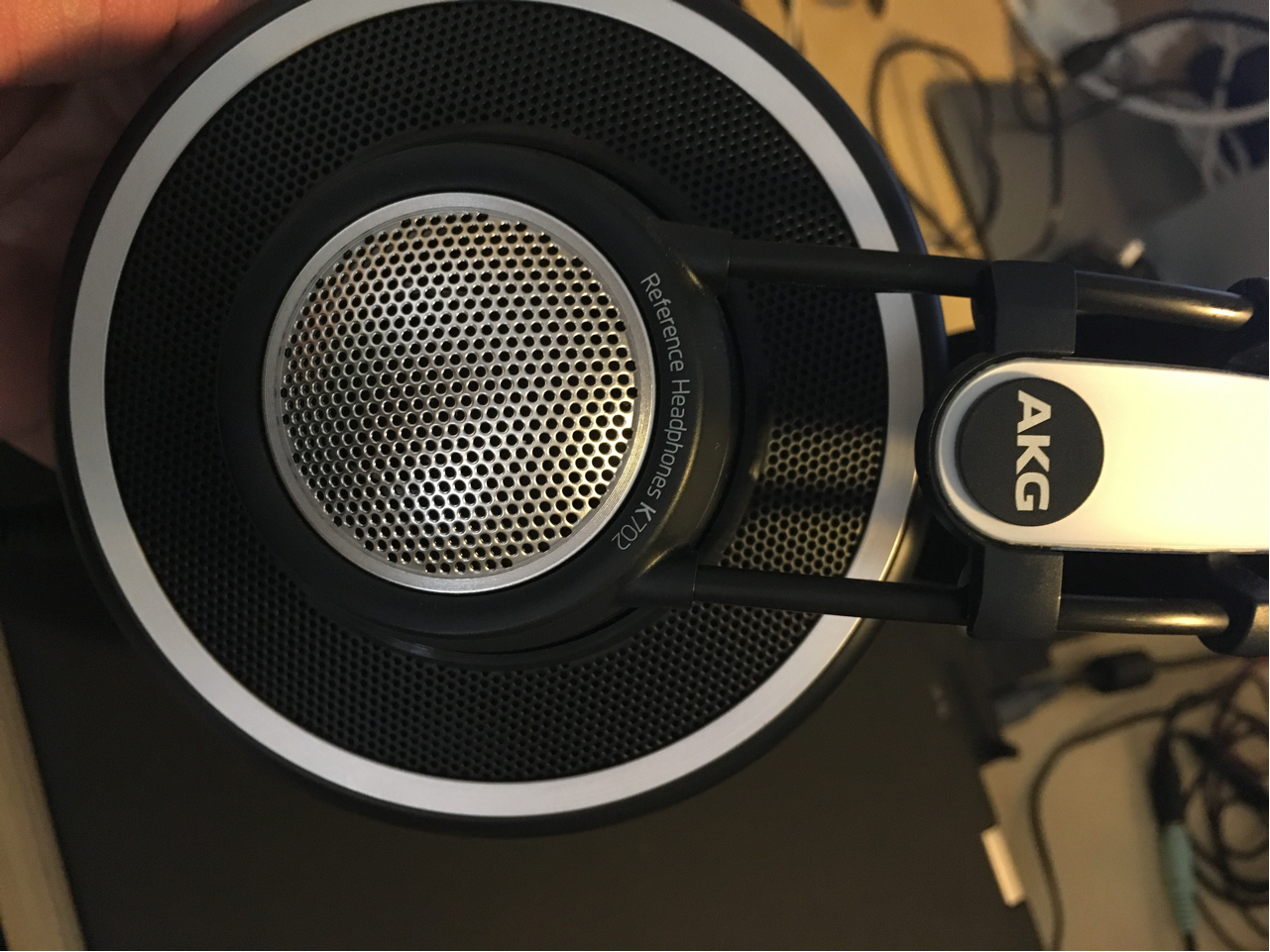 耳机音响出今年初买的akg702800元包顺丰