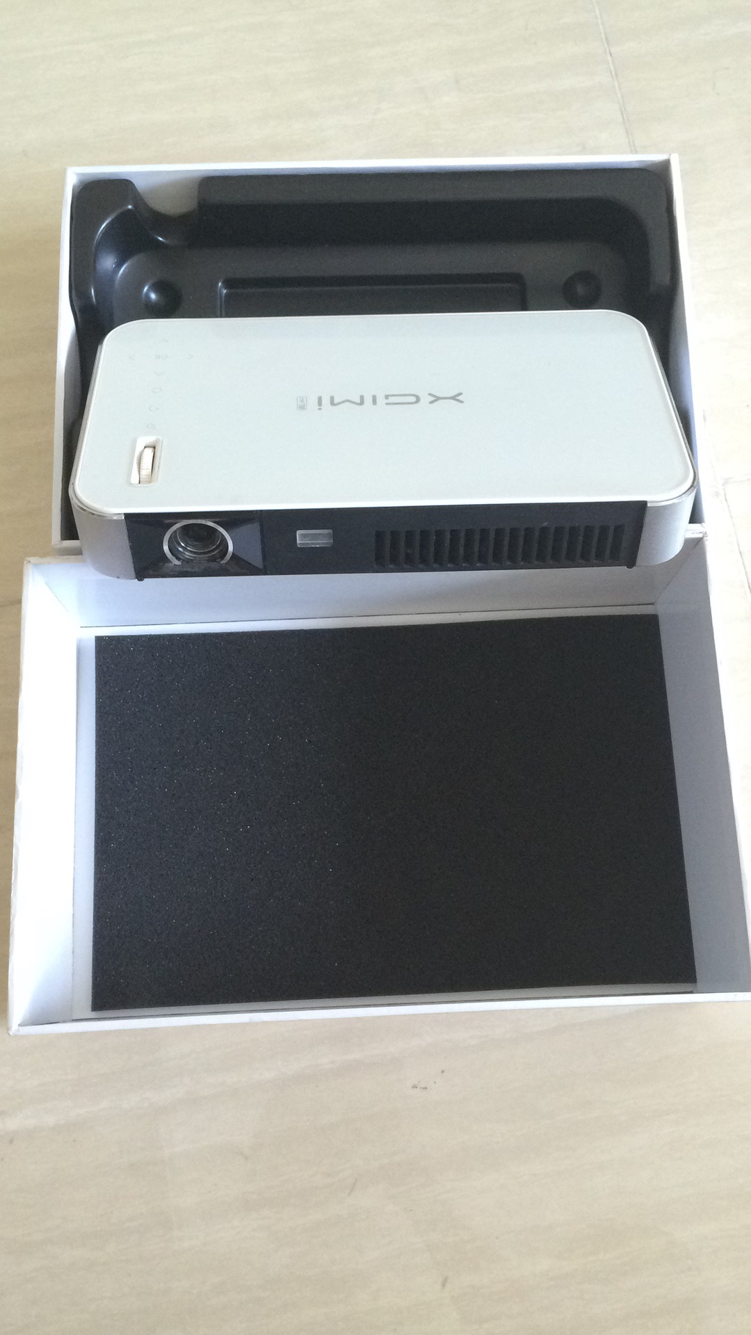 影像设备极米z3家用投影仪