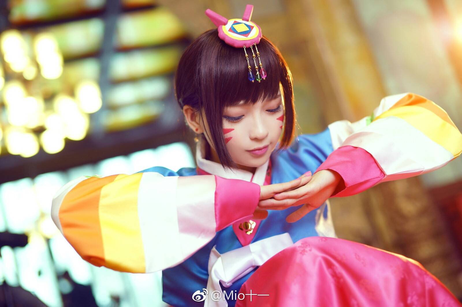 活动晒出你压箱底的守望先锋cos美图就有机会获得60战网点