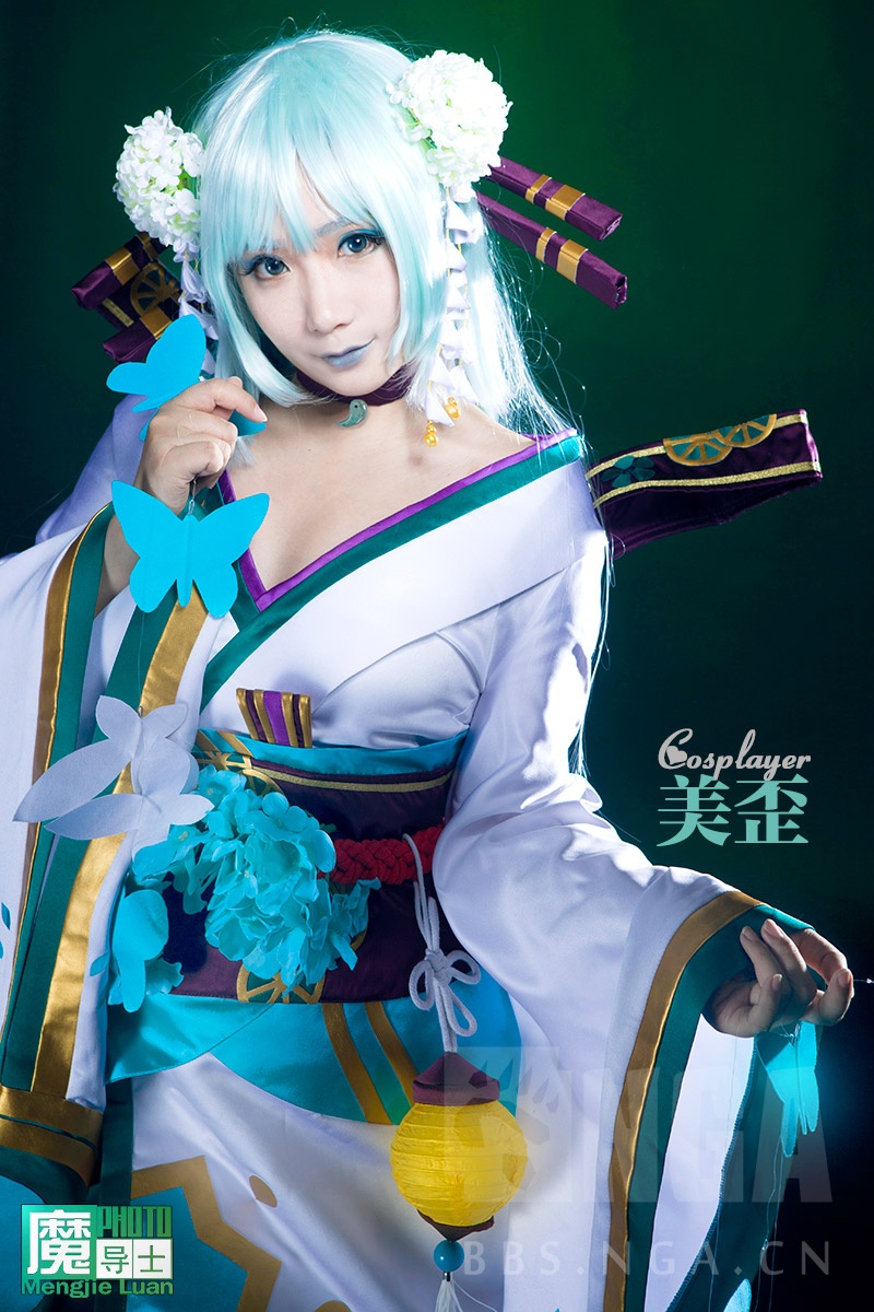 知名coser美歪扮演阴阳师鬼王青行灯