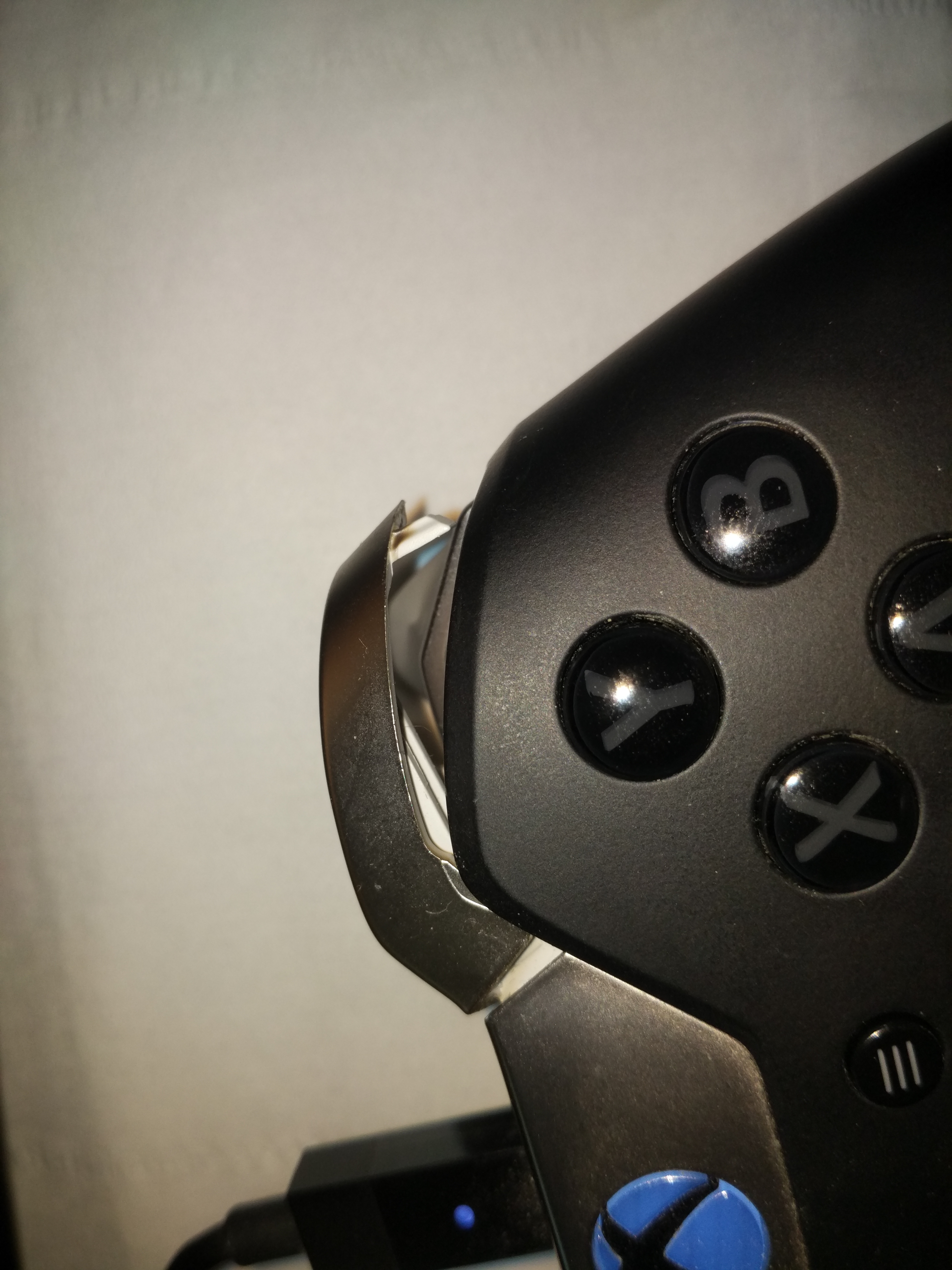 [一脸懵比] 有没有和我一样废手柄rb键的手柄党