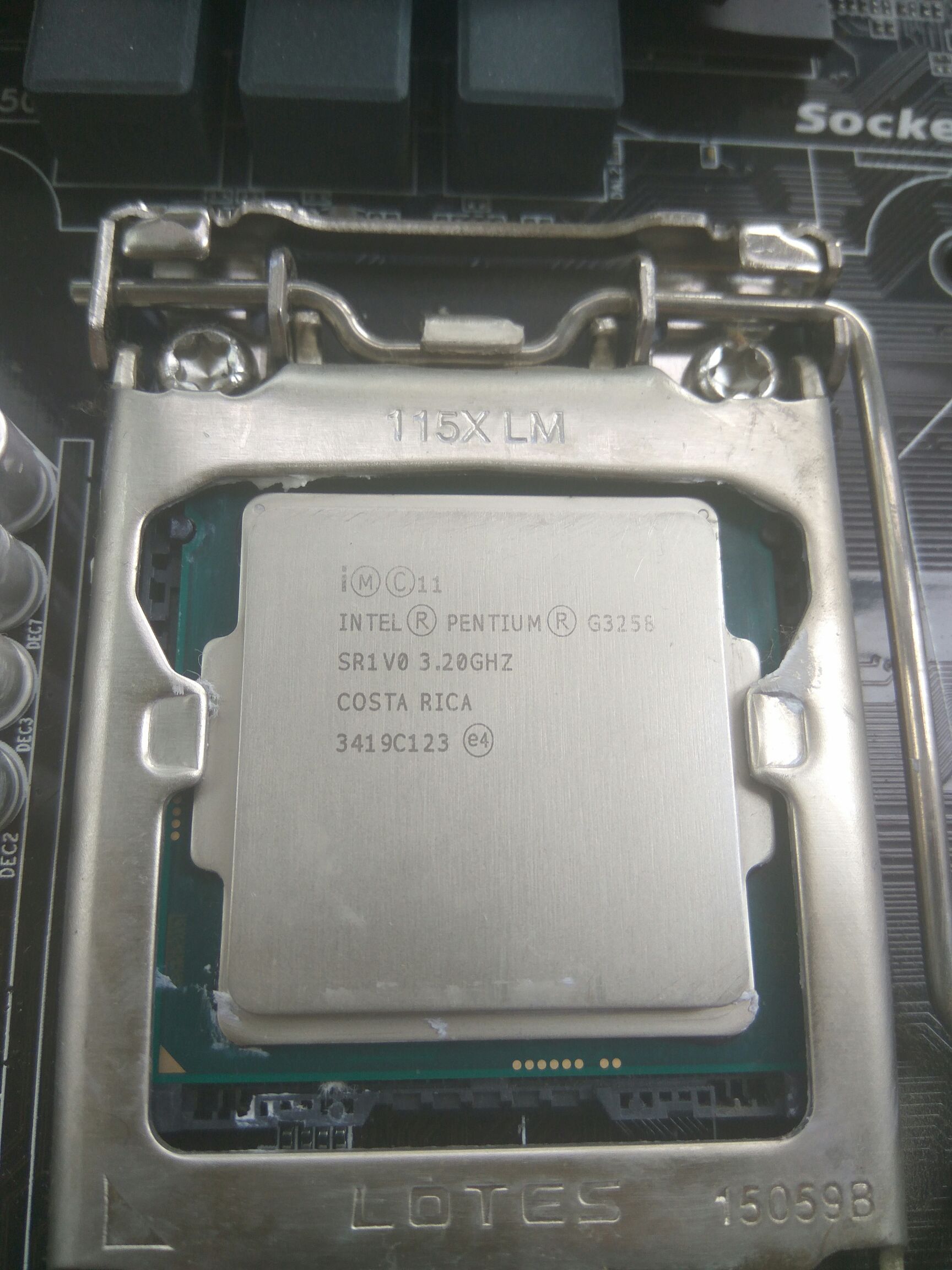 暂出单g3258cpu一颗290包邮非偏远