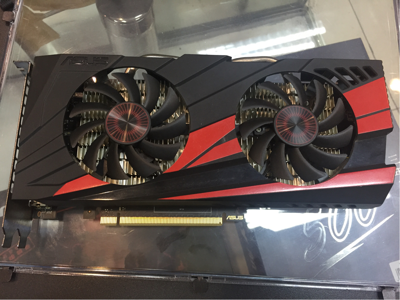 华硕gtx960冰骑士假卡图片