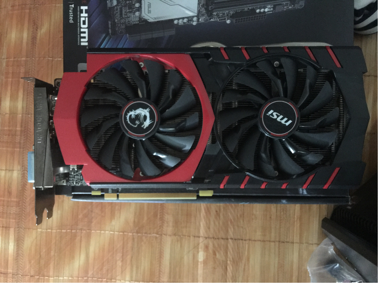 电脑硬件出显卡微星红龙970gaming