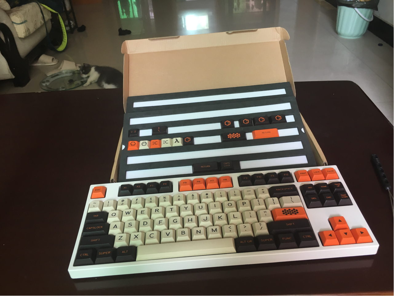 电脑硬件出一个建兴t9128gleopold红轴裸键盘振华850w