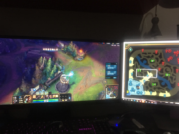 关于双屏吃鸡,第二块显示器放什么画面好呢? 