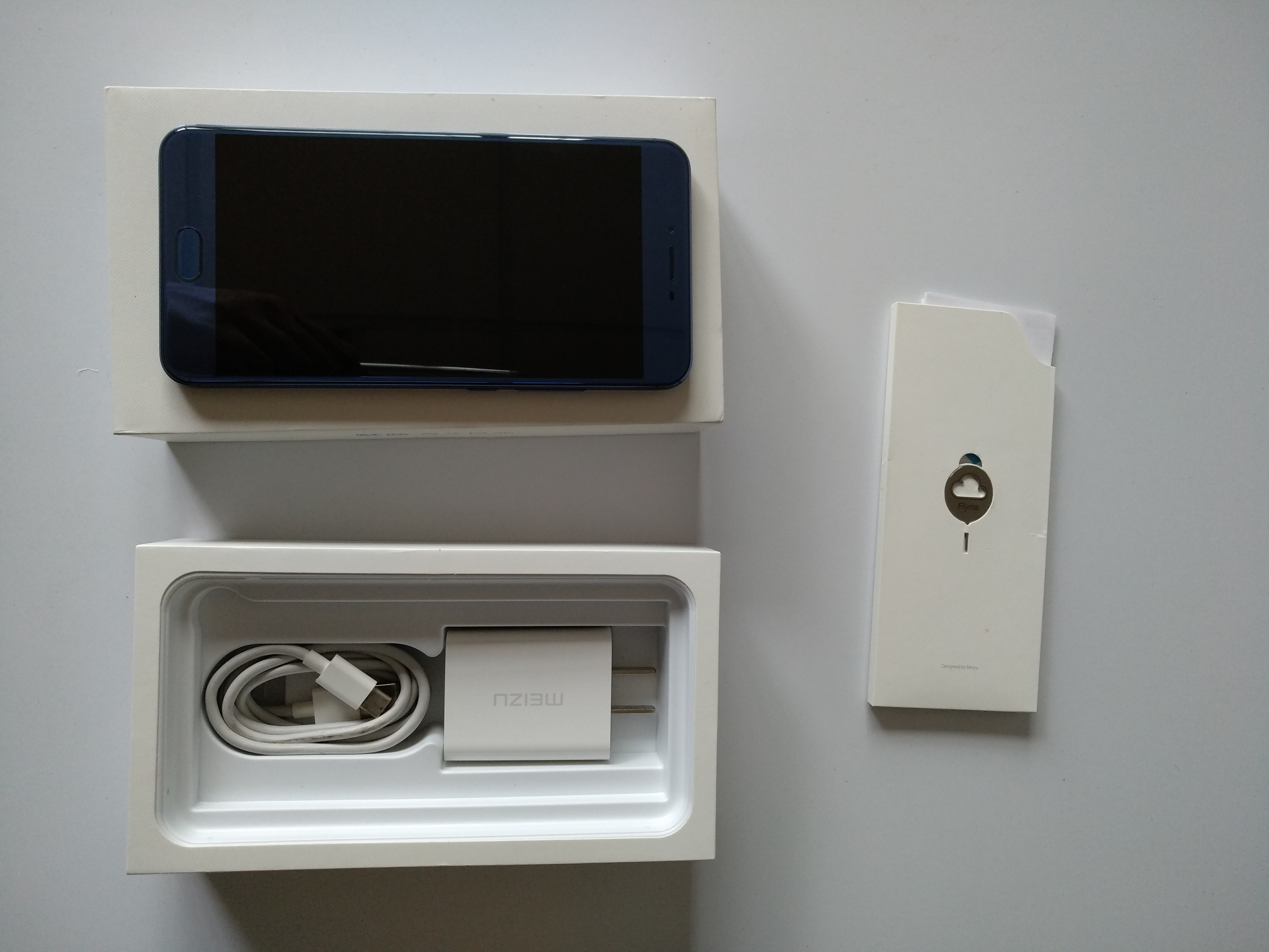 手机平板魅蓝x蓝色332g已出