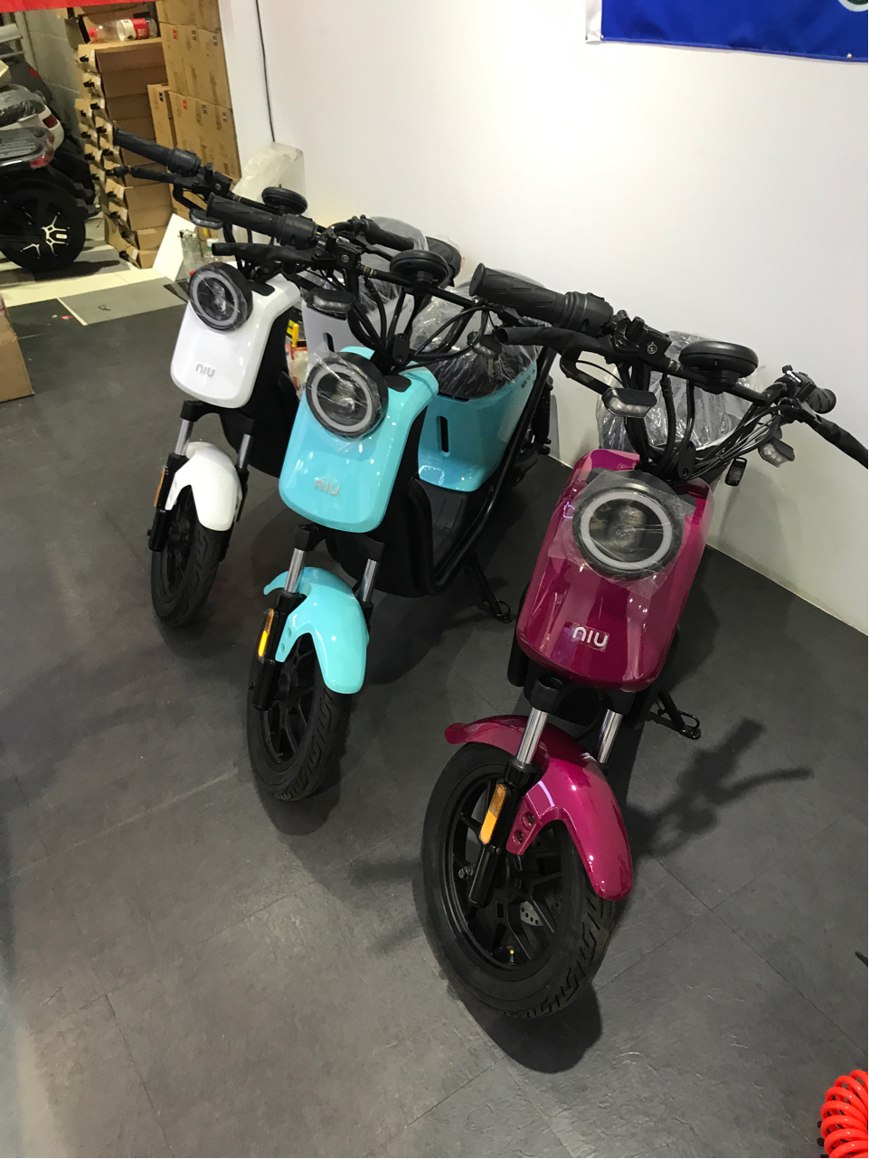 请问有哪位大佬懂电动车的吗～我想说的是电动车的法拉利