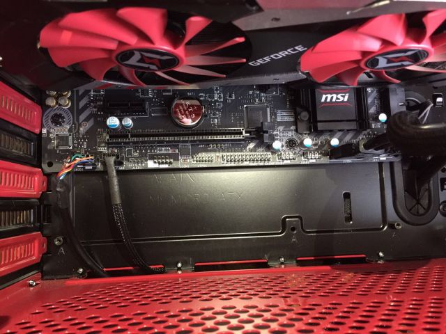 求助!新装机完成后开机显示器无信号黑屏。 N