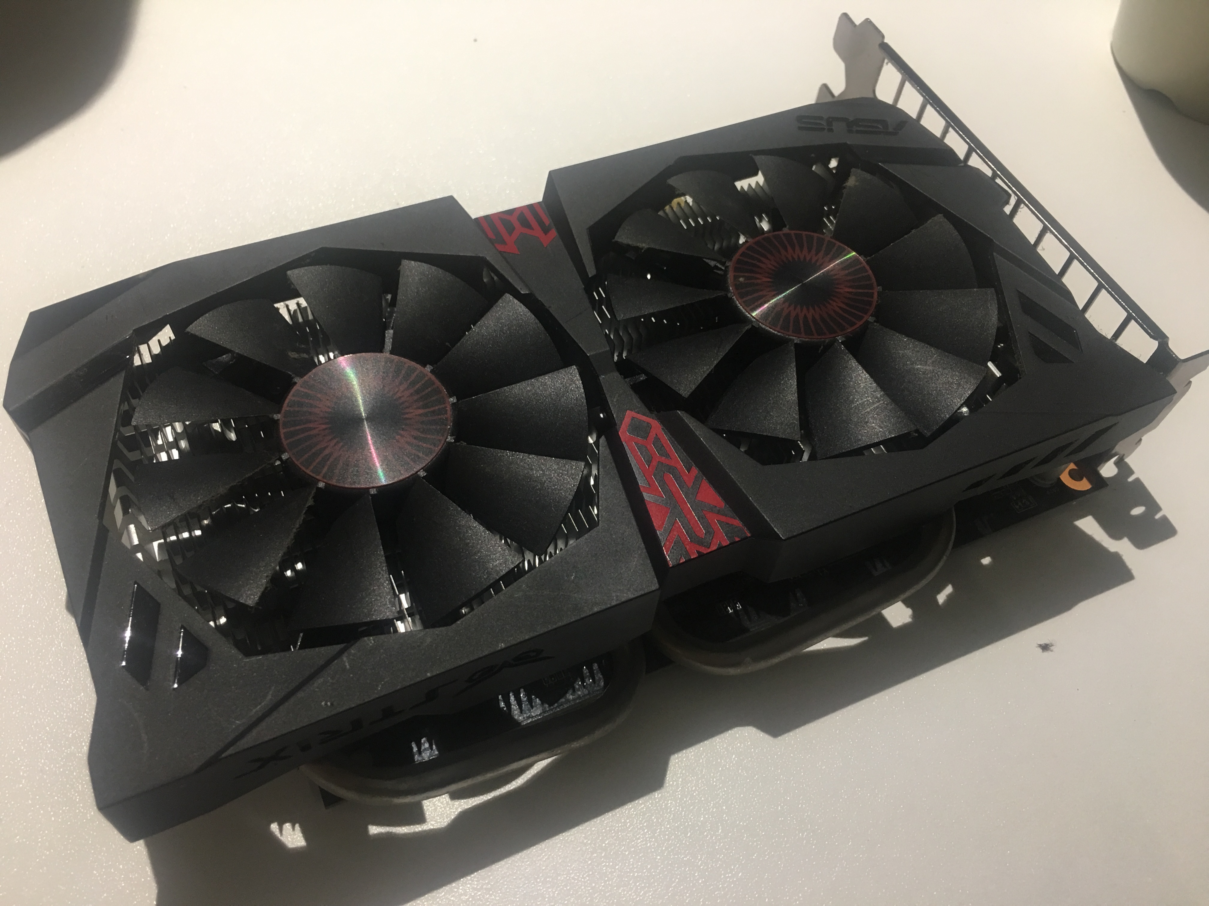 电脑硬件出华硕猛禽750ti300到付已被秒