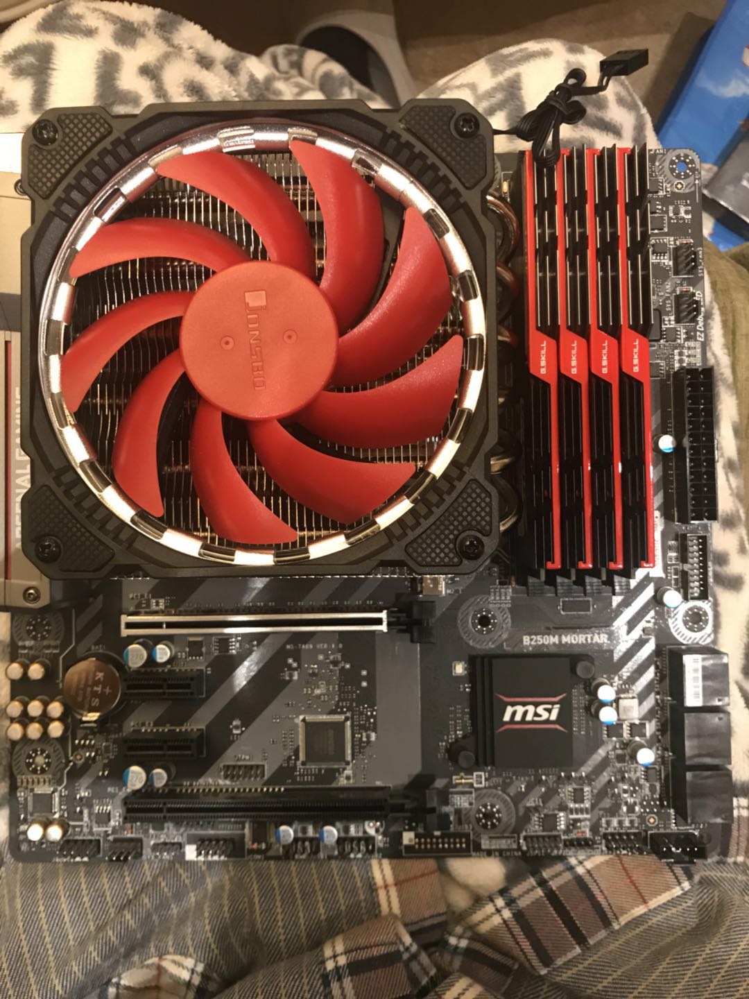 电脑硬件出芝奇tridentzddr43200c168gx2套条