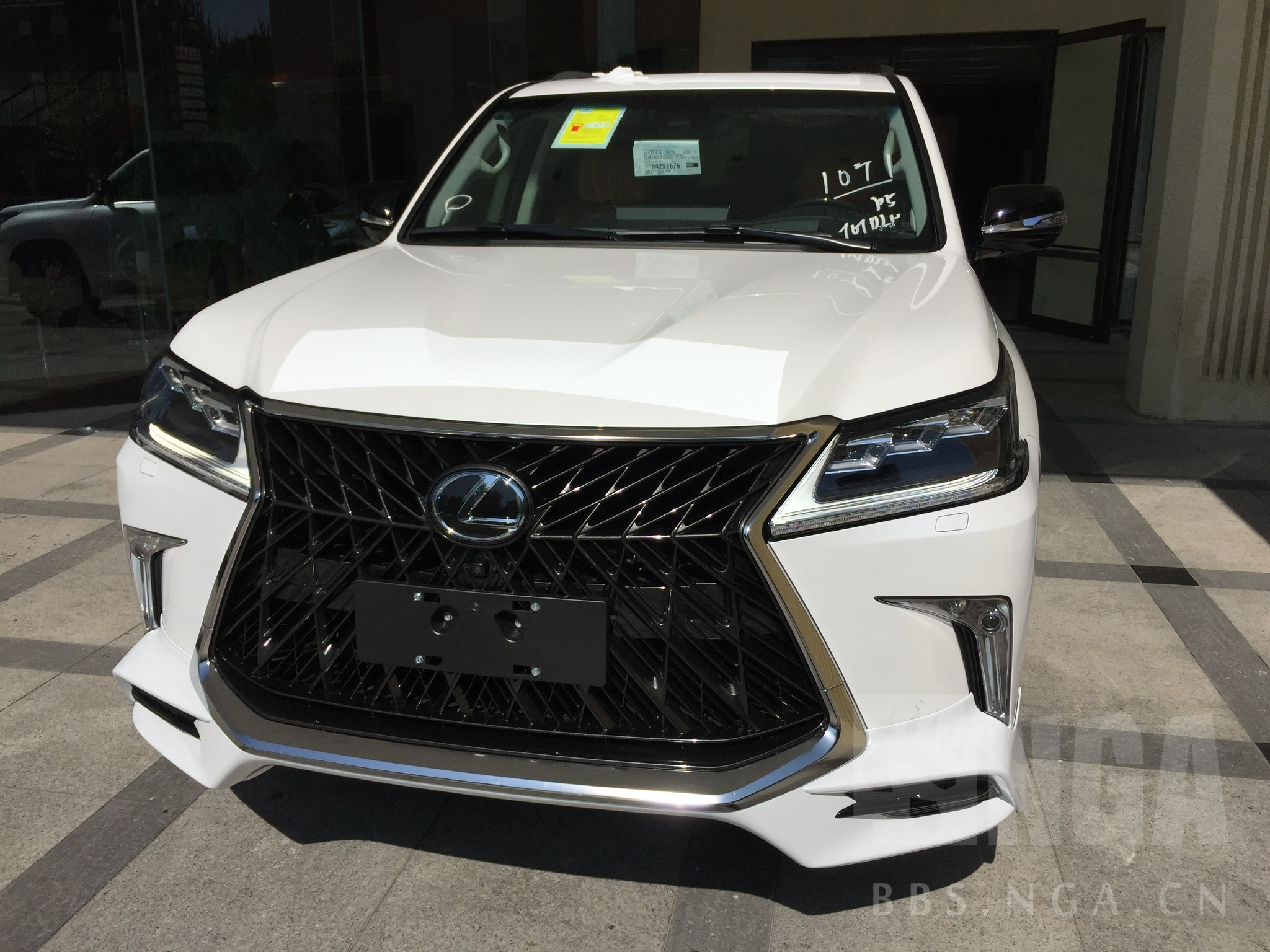 车版专栏提车作业雷克萨斯lx570巅峰限量版简单提车作业