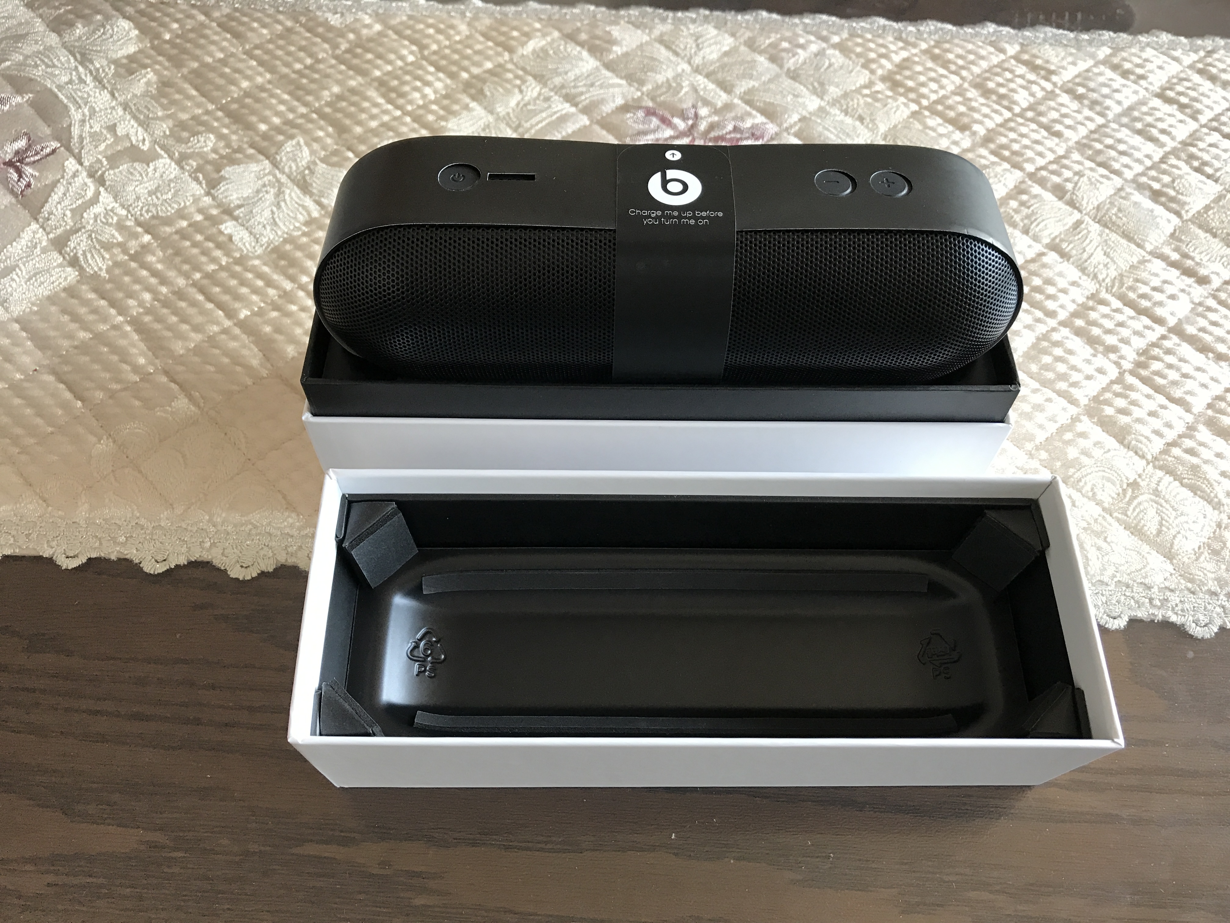 beatspill便携式蓝牙无线音箱