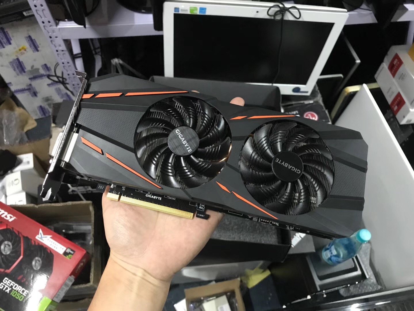 [电脑硬件]北京出技嘉gtx1060 6g g1 价格1800