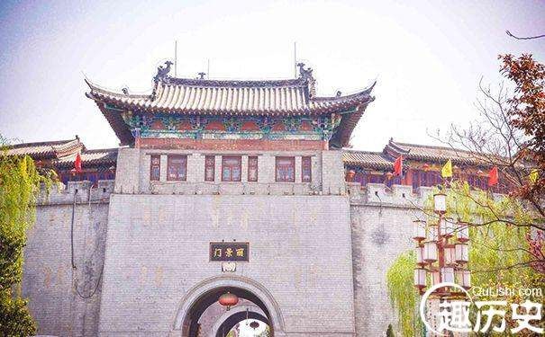 [红石达人请进]中世纪王国的城门怎么弄啊