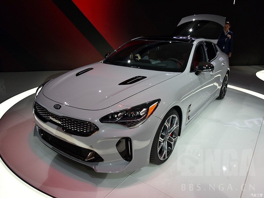 98万,起亚stinger中国正式上市